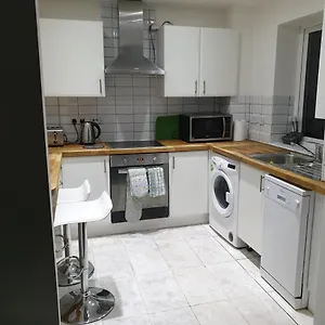 Bramwell Court Apartment