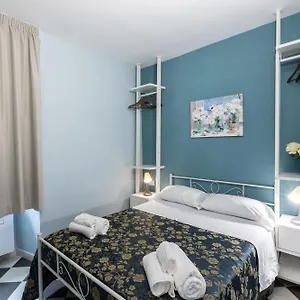 Hostel Portici Ostello